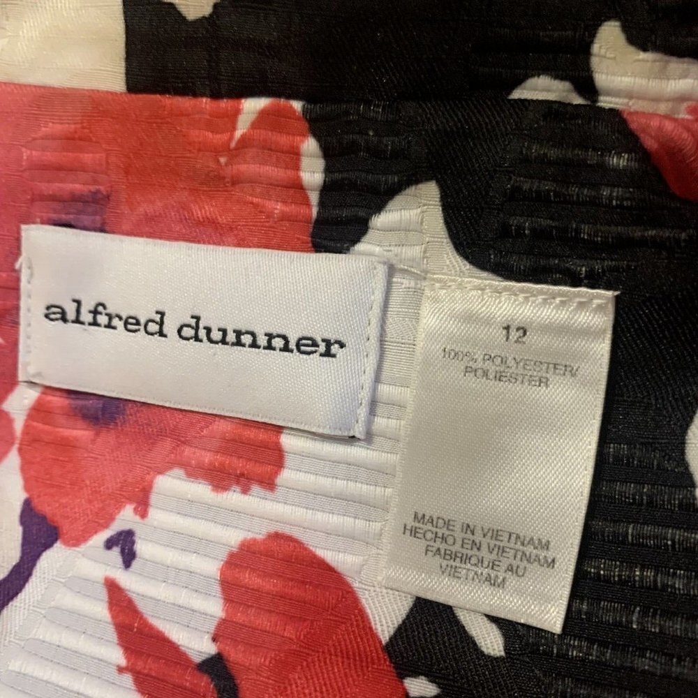 Alfred Dunner. Size 12. Lightweight Button Up Flo… - image 6